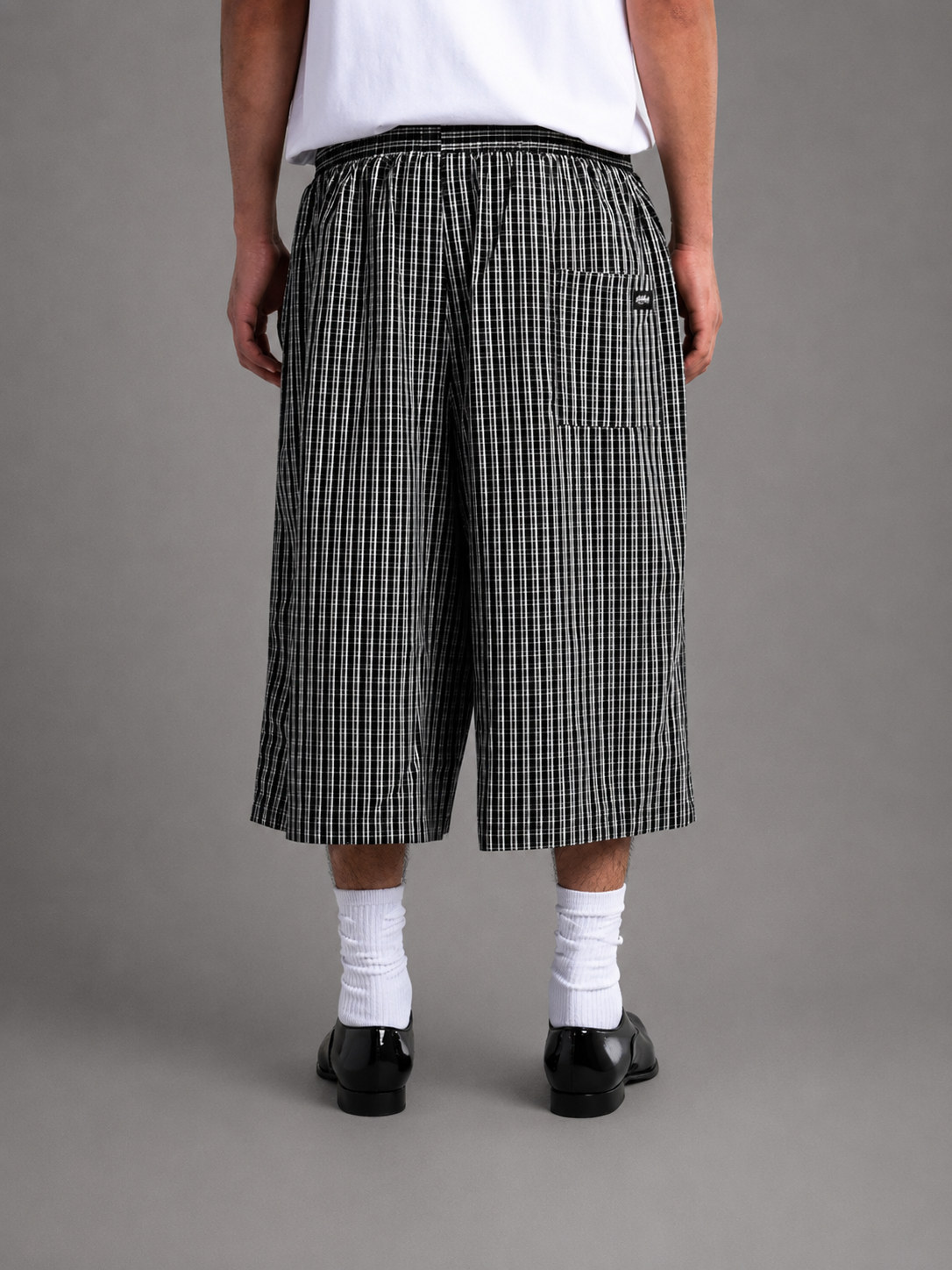 Shaka / Baggy Plaid Shorts