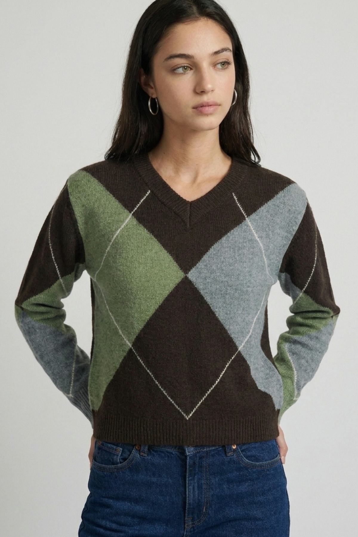 Women's brown argyle V neck sweater