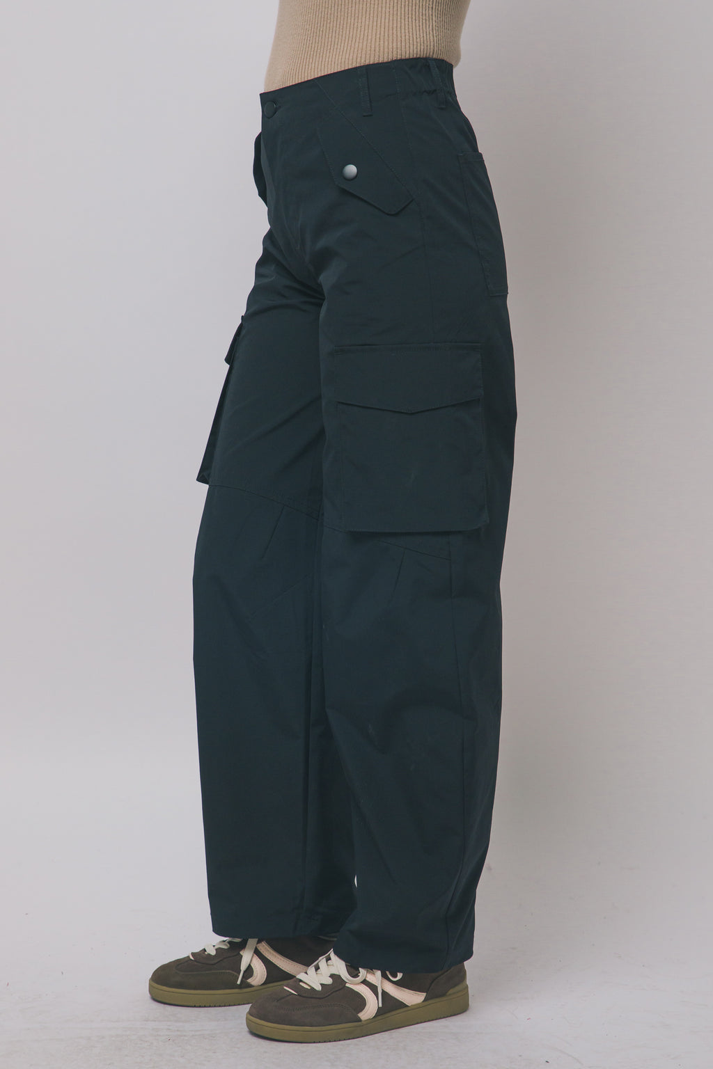 Love Tree wide leg cargo track pants in Black