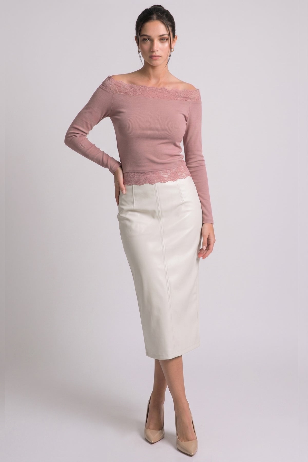 Women's Pink Stone off shoulder top styled outfit