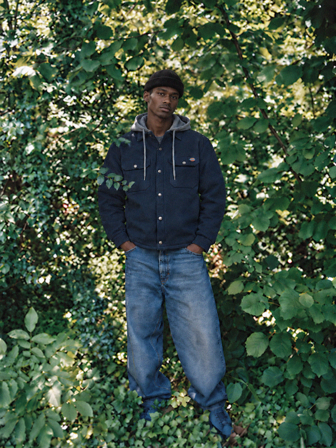 Dickies Duck Hooded Shirt Jacket in Dark Navy, lifestyle photo