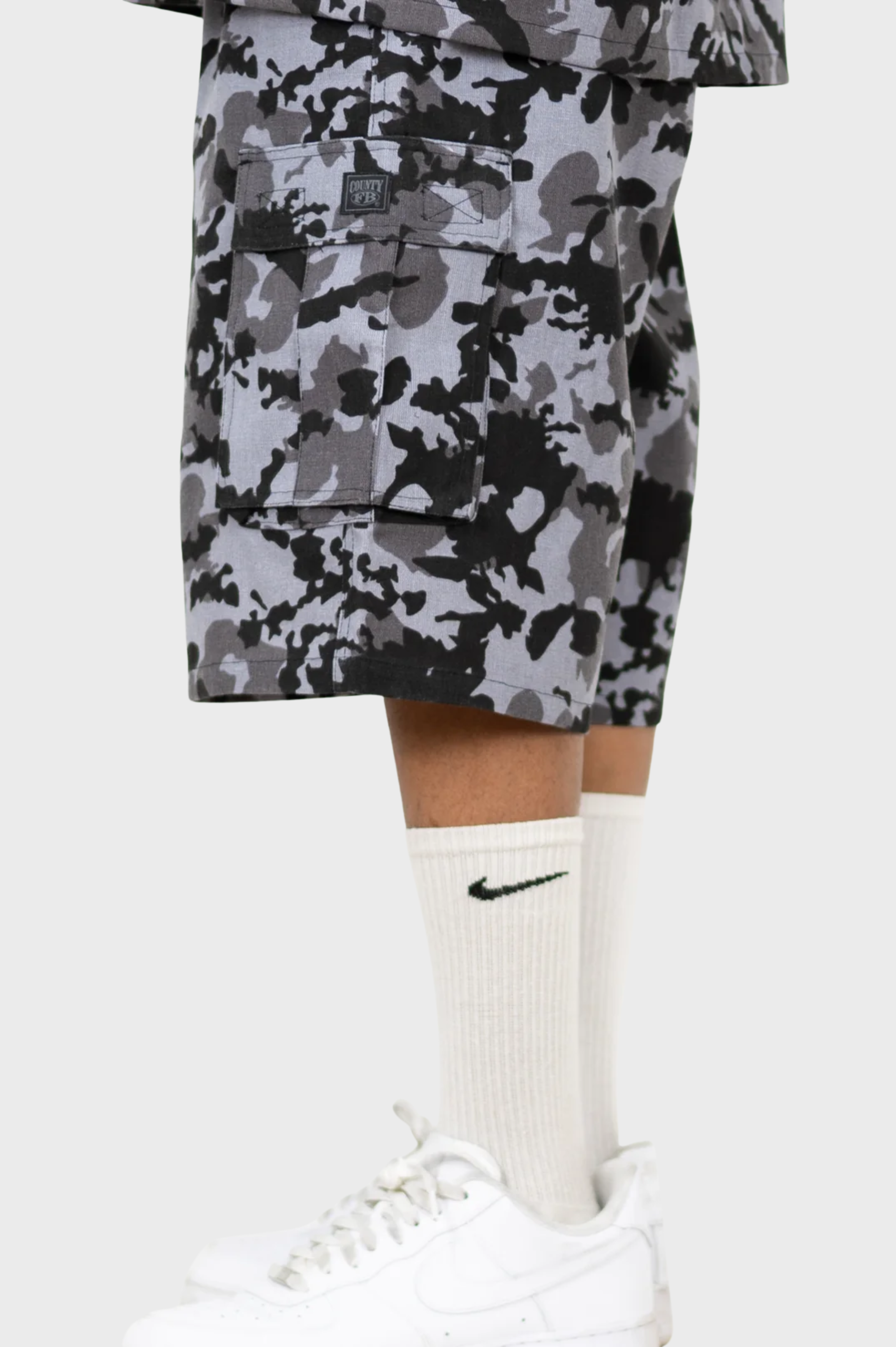 FB County  / Cargo Checker Shorts