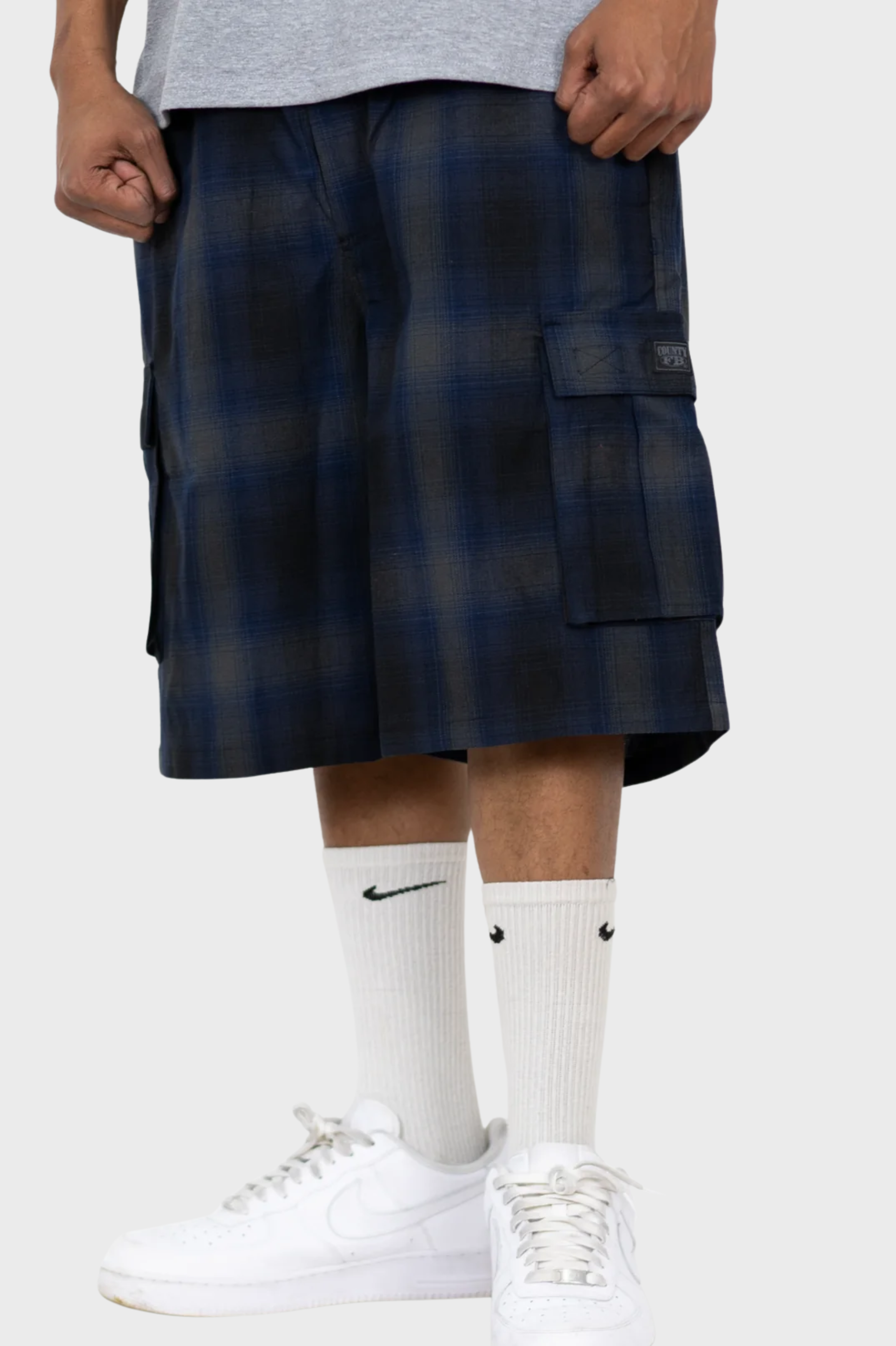 FB County  / Cargo Checker Shorts